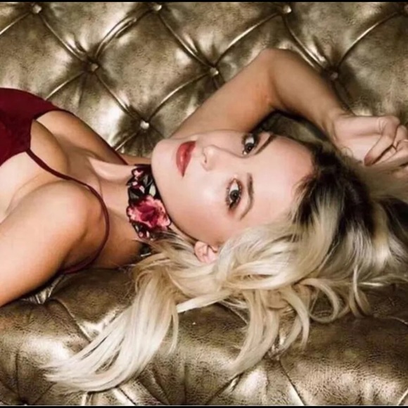 🌹NWT Ladies Rose Choker - Picture 4 of 8